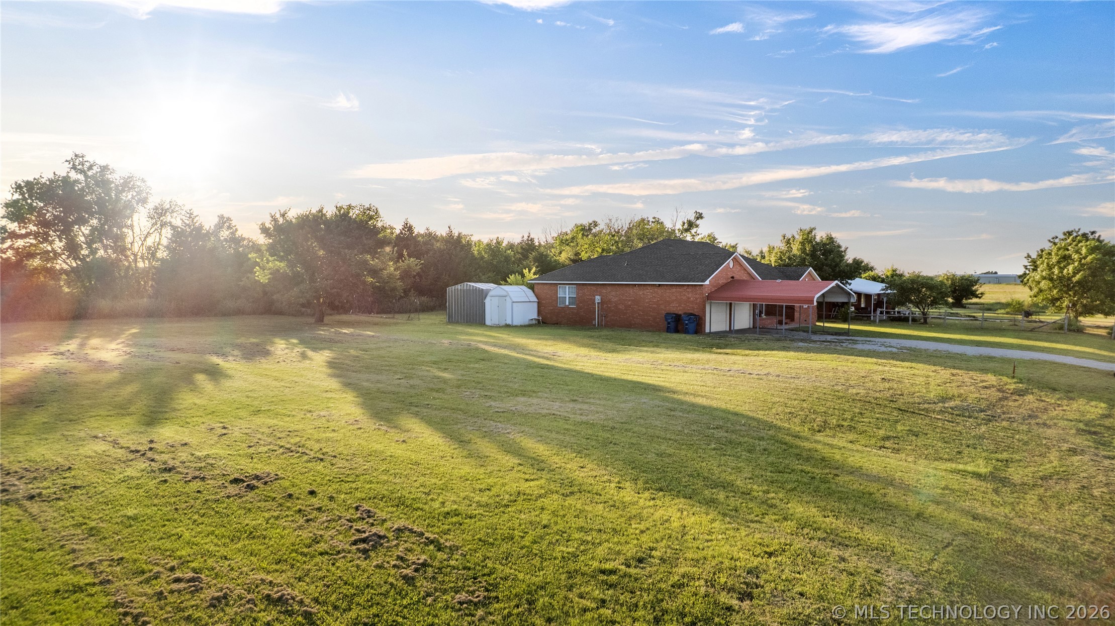 918 N Elm Street Stratford OK 74872