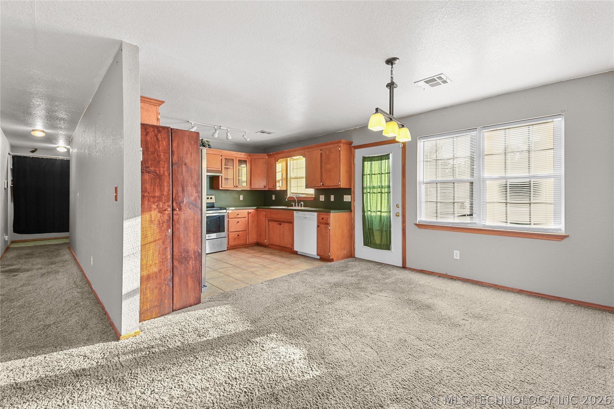 918 N Elm Street Stratford OK 74872