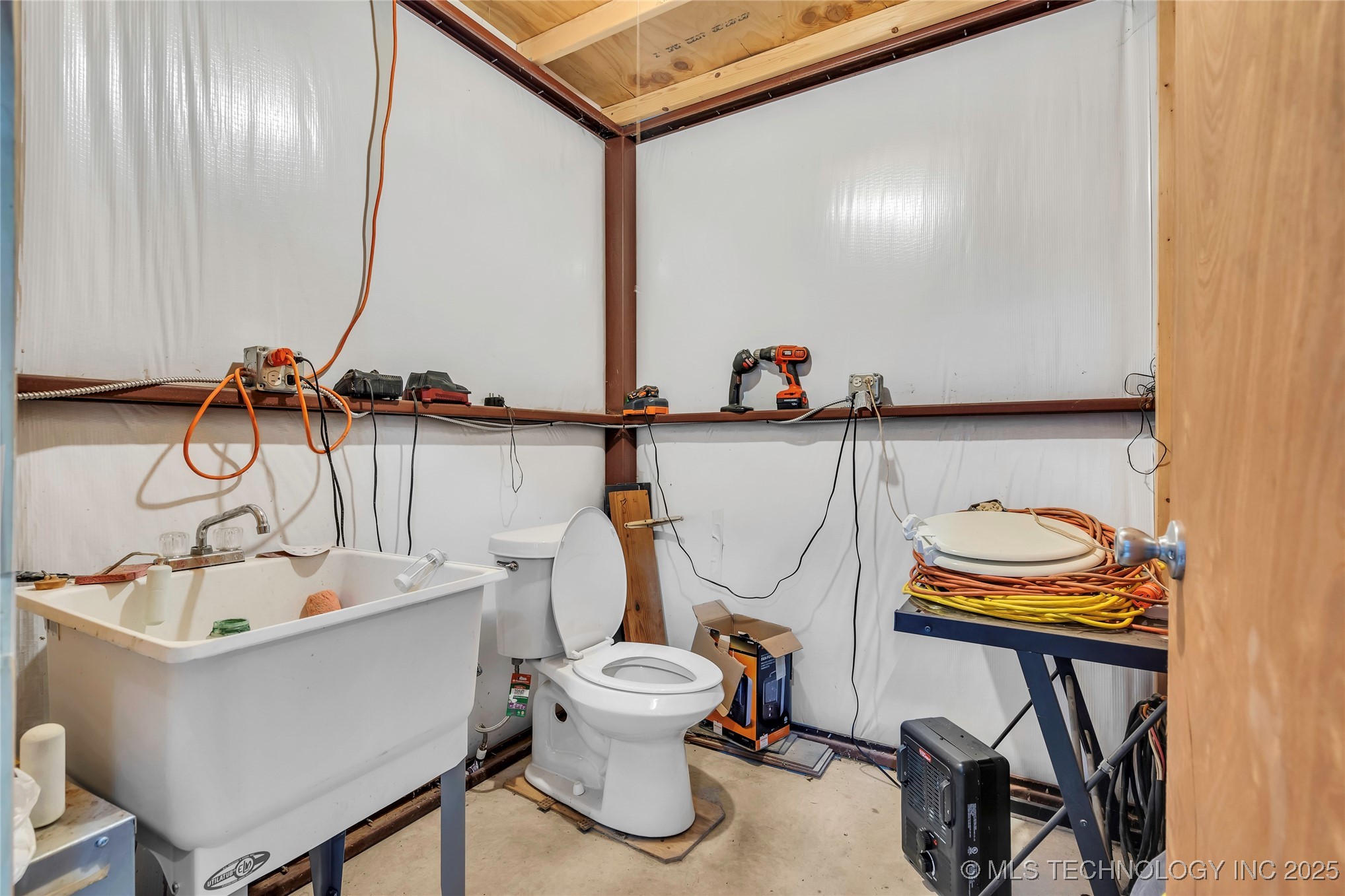 30 Peach Street Healdton OK 73438