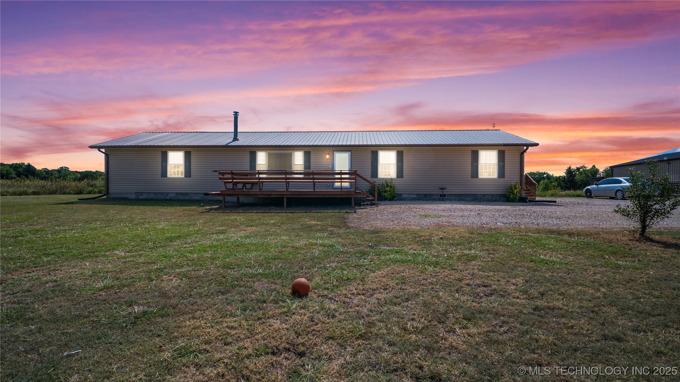18091 N County Road 3350 Stratford OK 74872