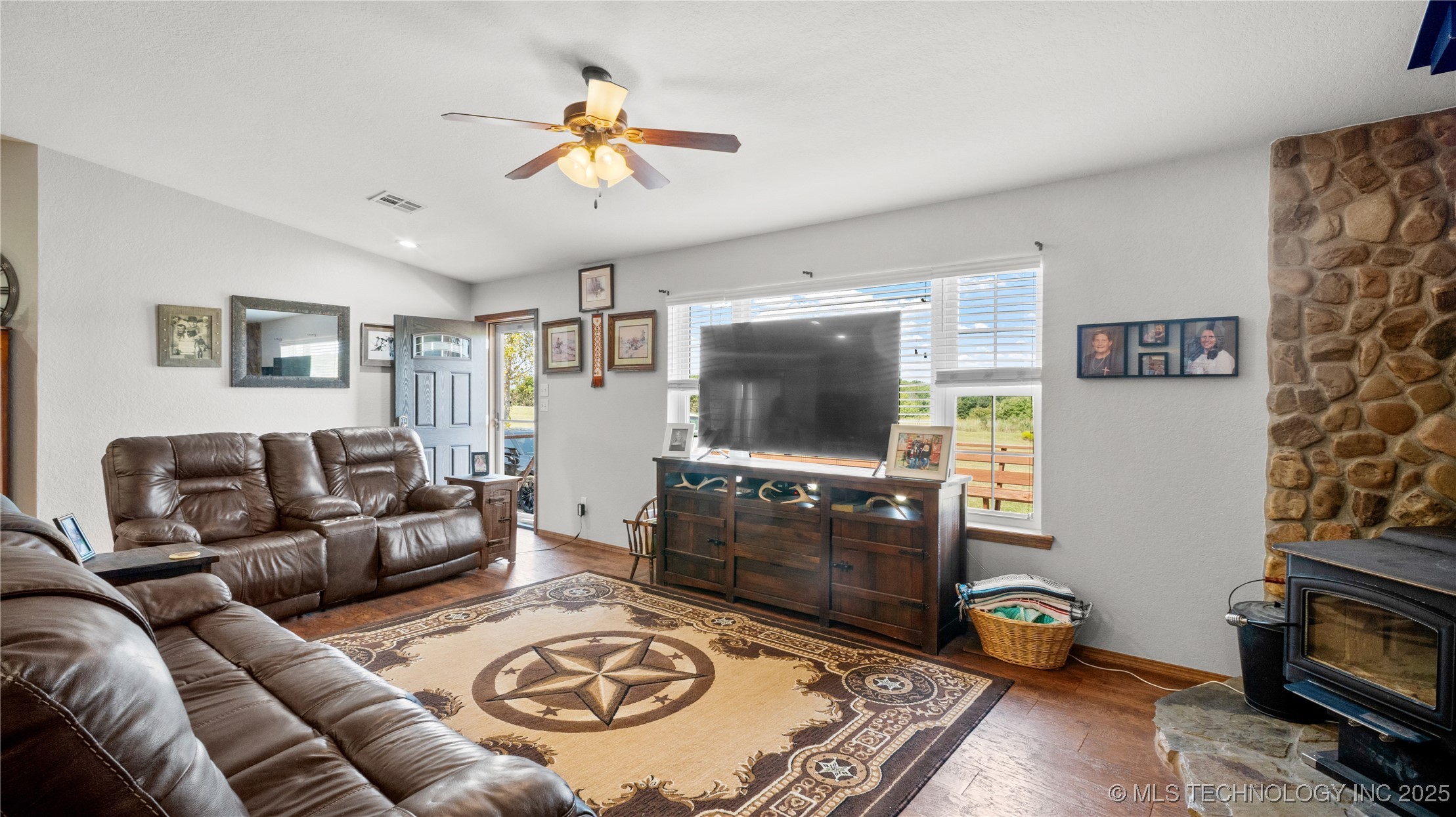 18091 N County Road 3350 Stratford OK 74872