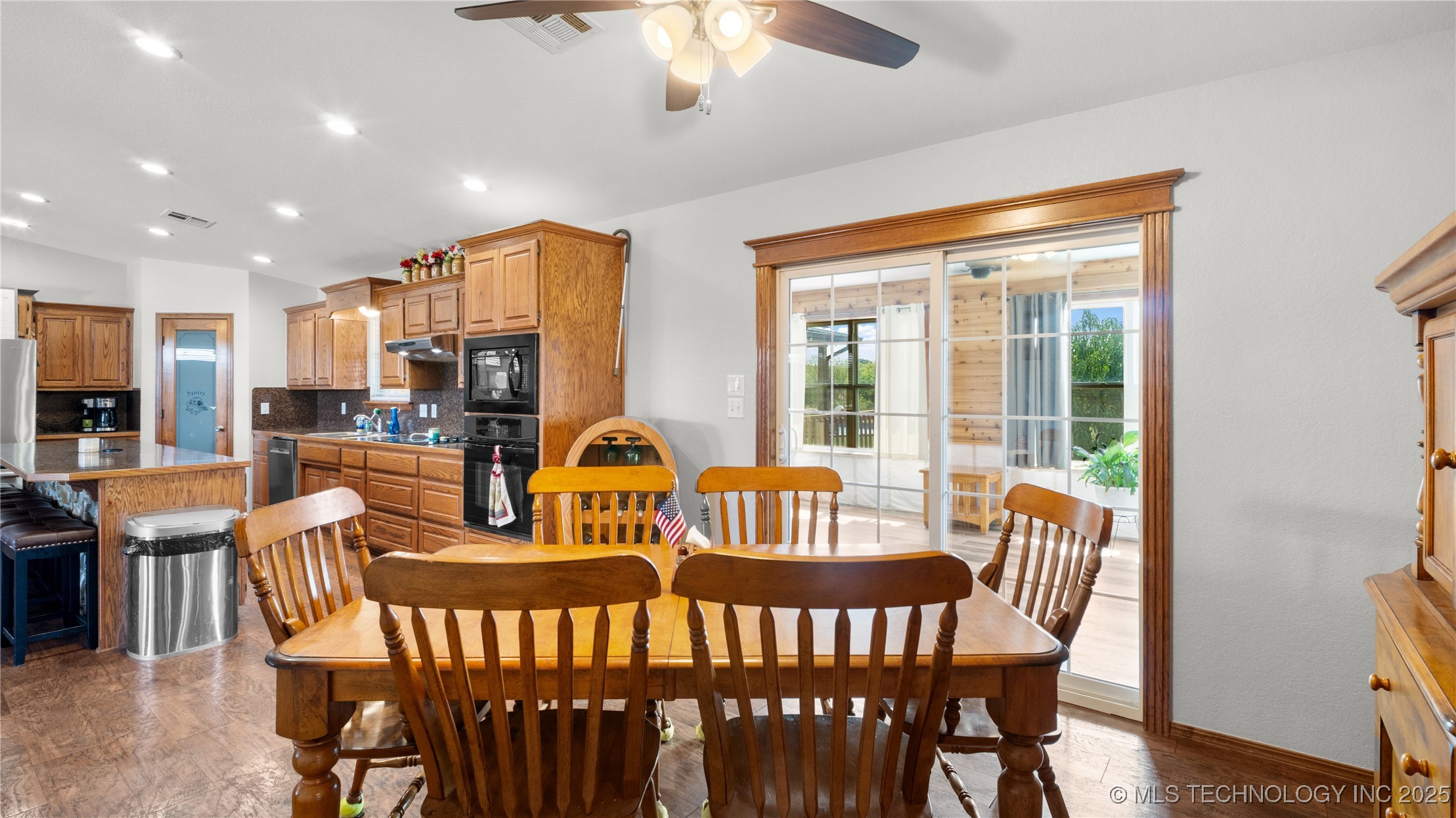 18091 N County Road 3350 Stratford OK 74872