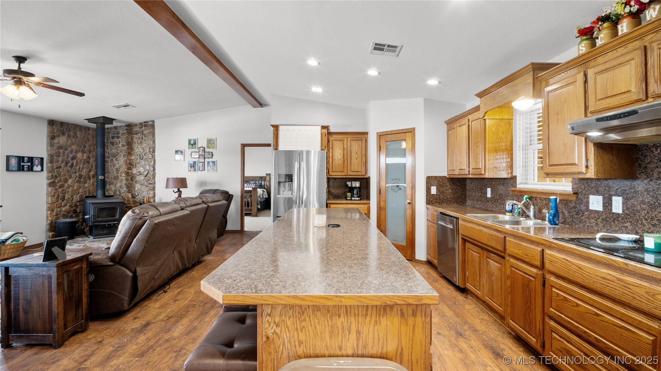 18091 N County Road 3350 Stratford OK 74872