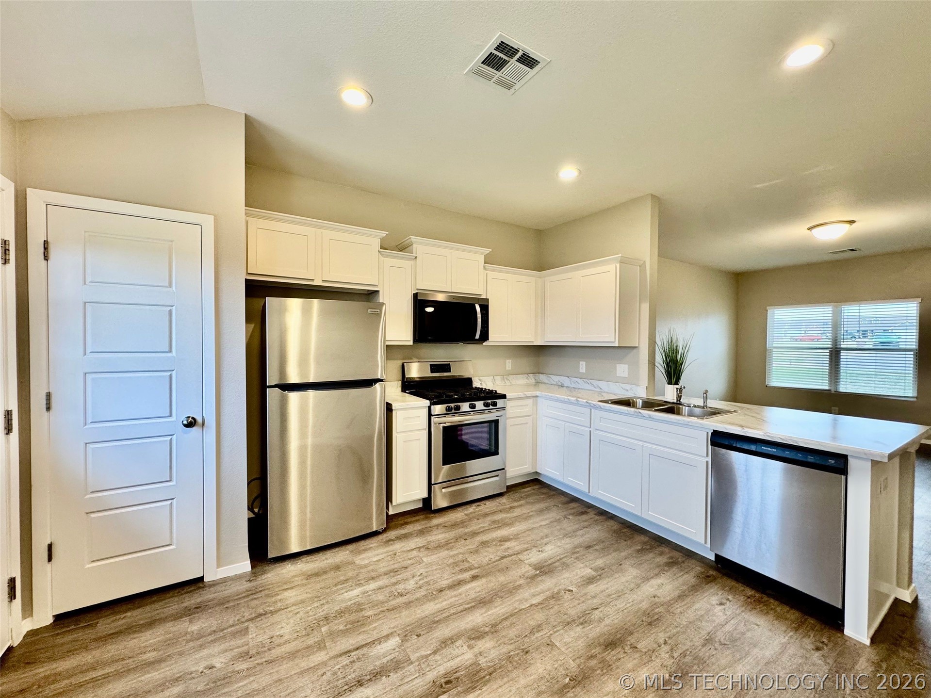 1817 S 15th Street Broken Arrow OK 74012