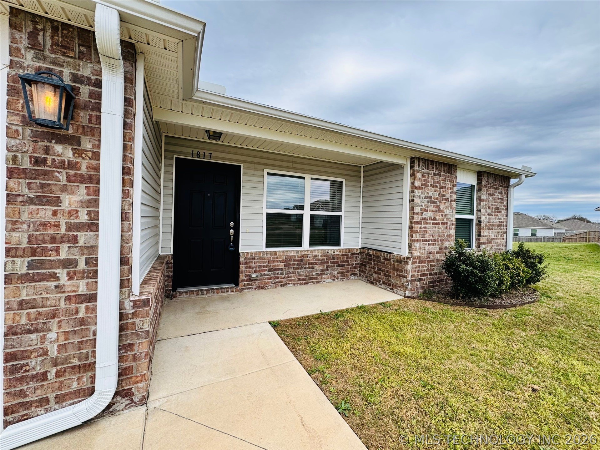 1817 S 15th Street Broken Arrow OK 74012
