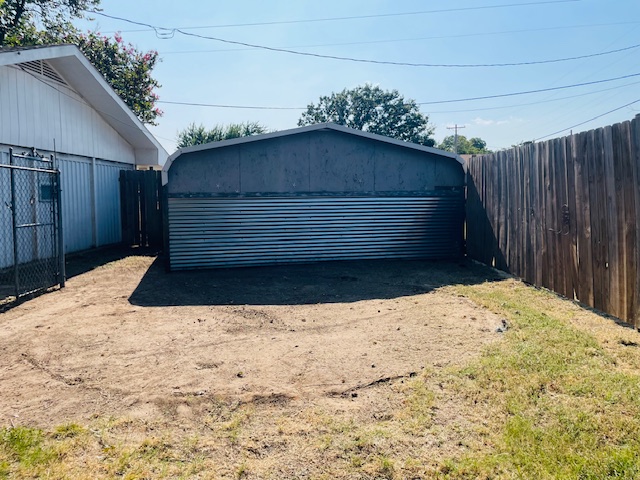 102 N Collins Street Colbert OK 74733