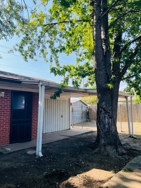102 N Collins Street Colbert OK 74733