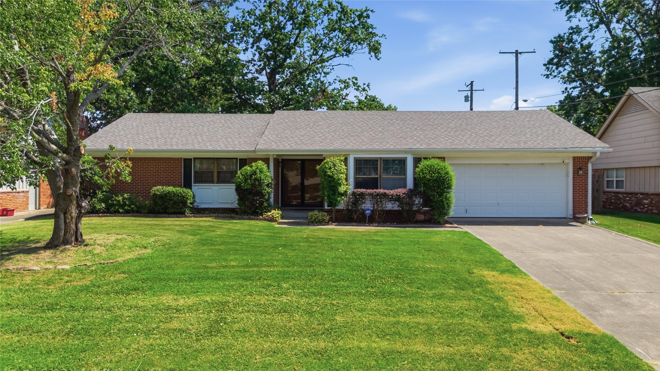 6832 E 57th Street E Tulsa OK 74145