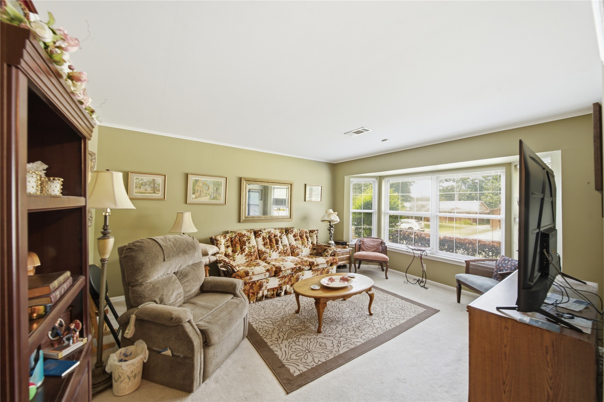 6832 E 57th Street E Tulsa OK 74145