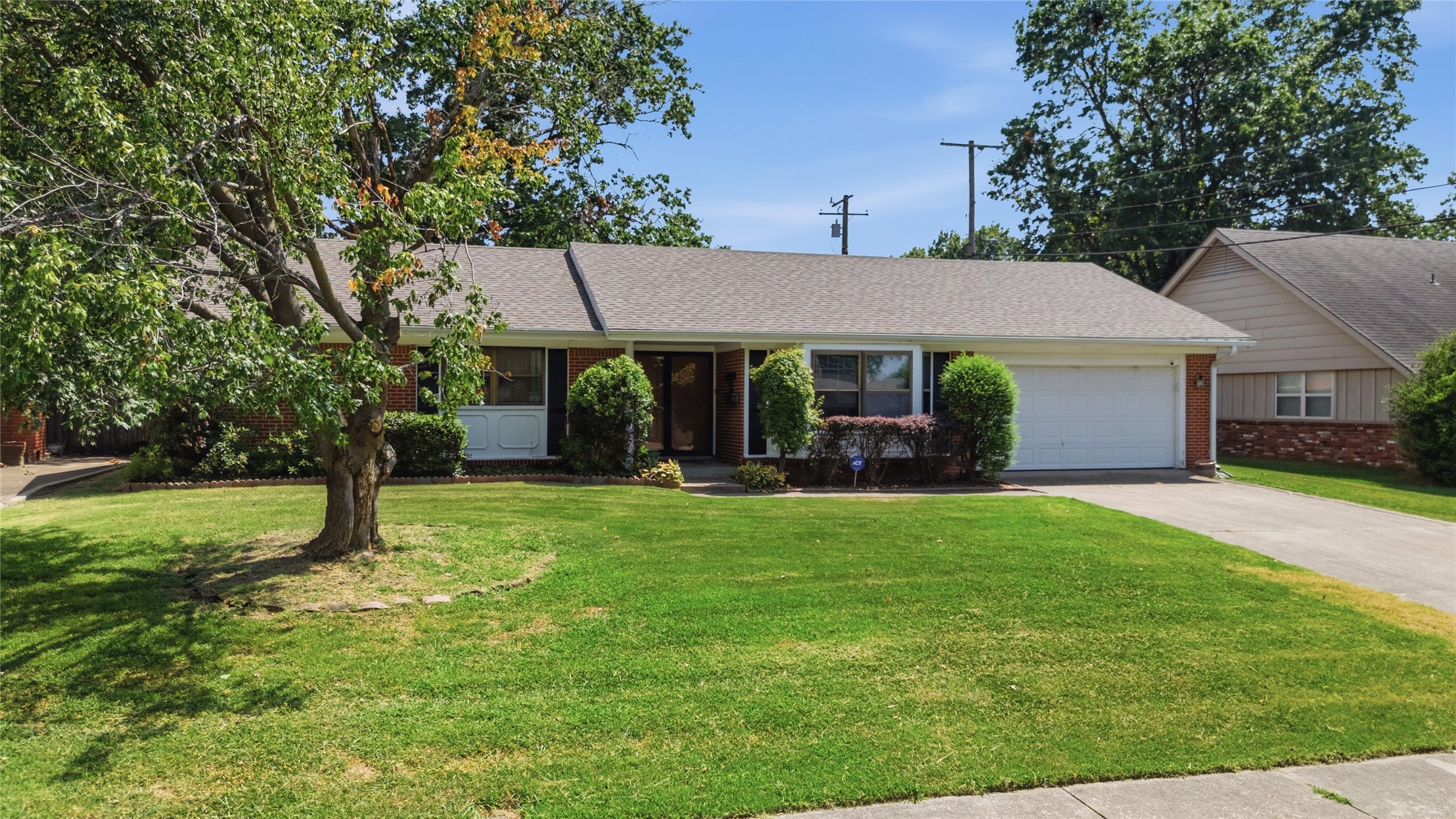 6832 E 57th Street E Tulsa OK 74145