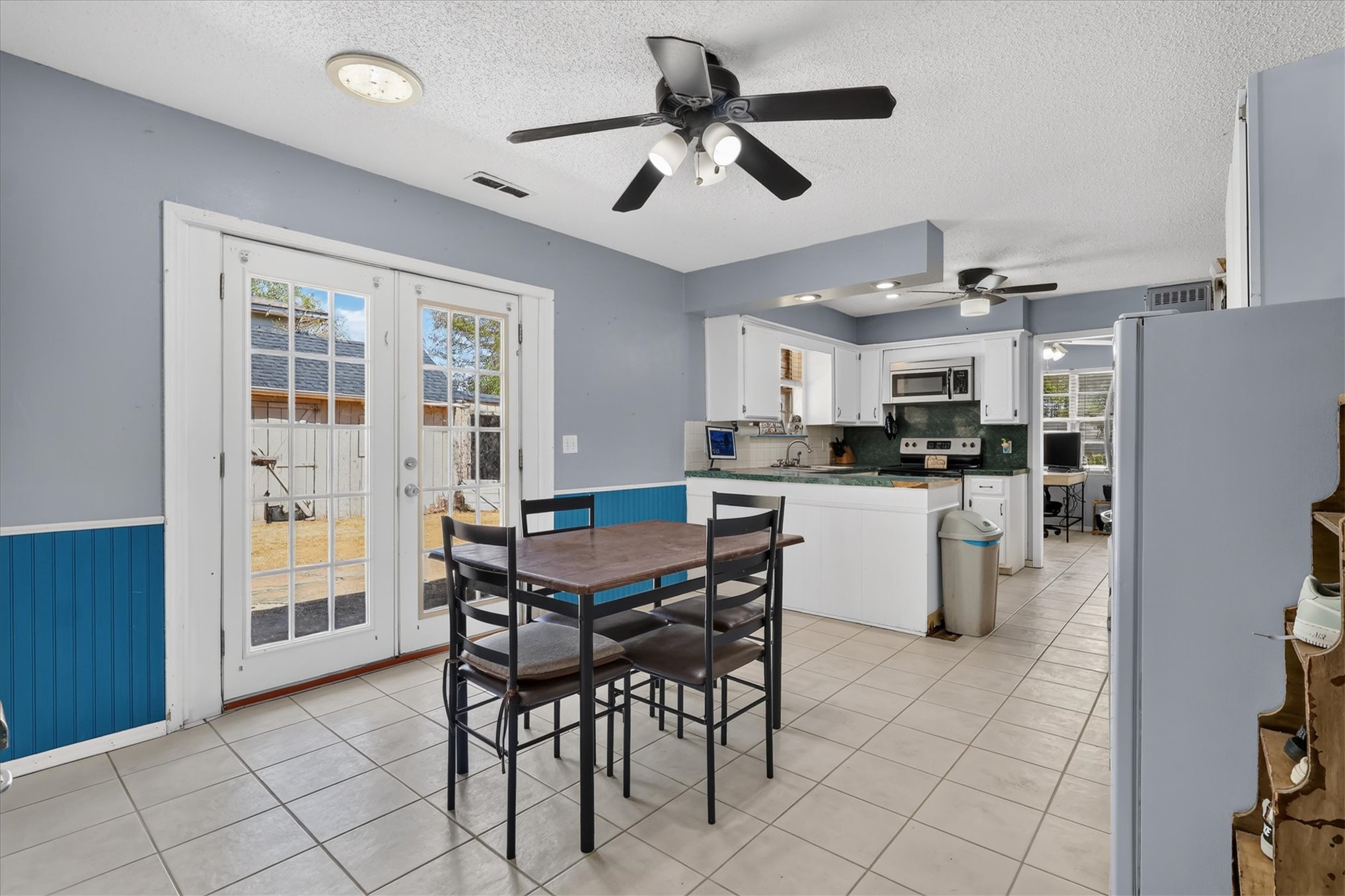 1813 Bellaire Circle Moore OK 73160