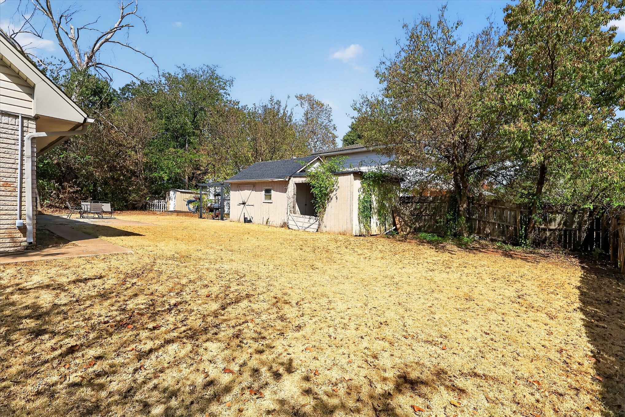 1813 Bellaire Circle Moore OK 73160