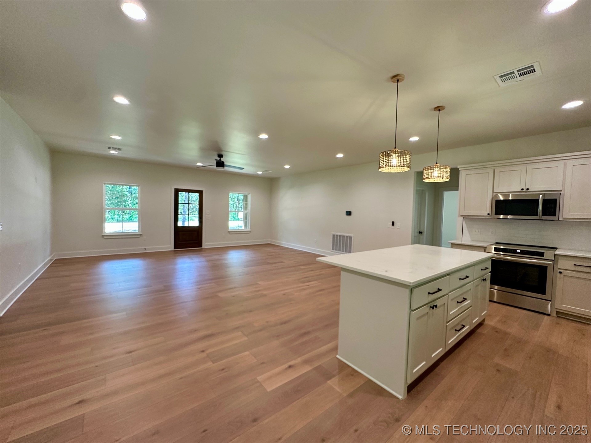 12443 Longboard Loop Kingston OK 73439