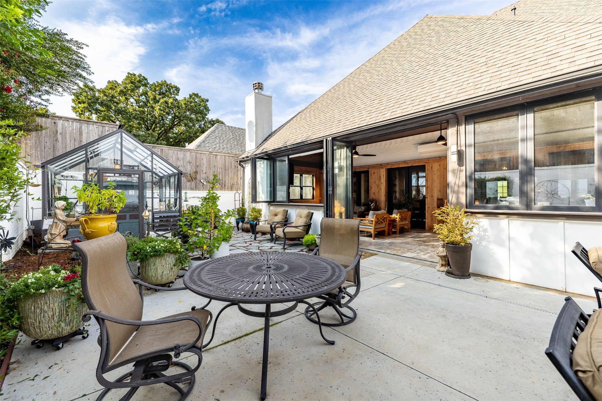 3827 S St Louis Avenue Tulsa OK 74105