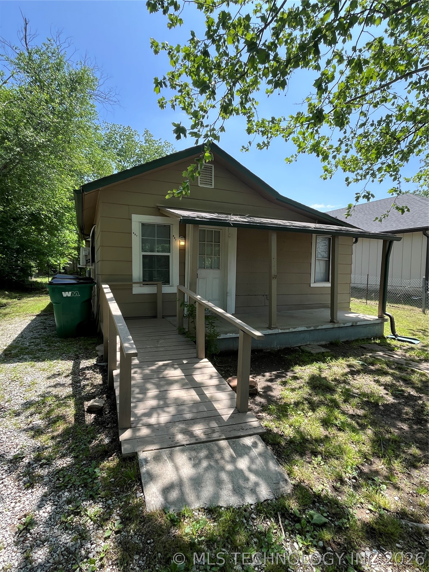 807 N Ridgeway Street Sapulpa OK 74066