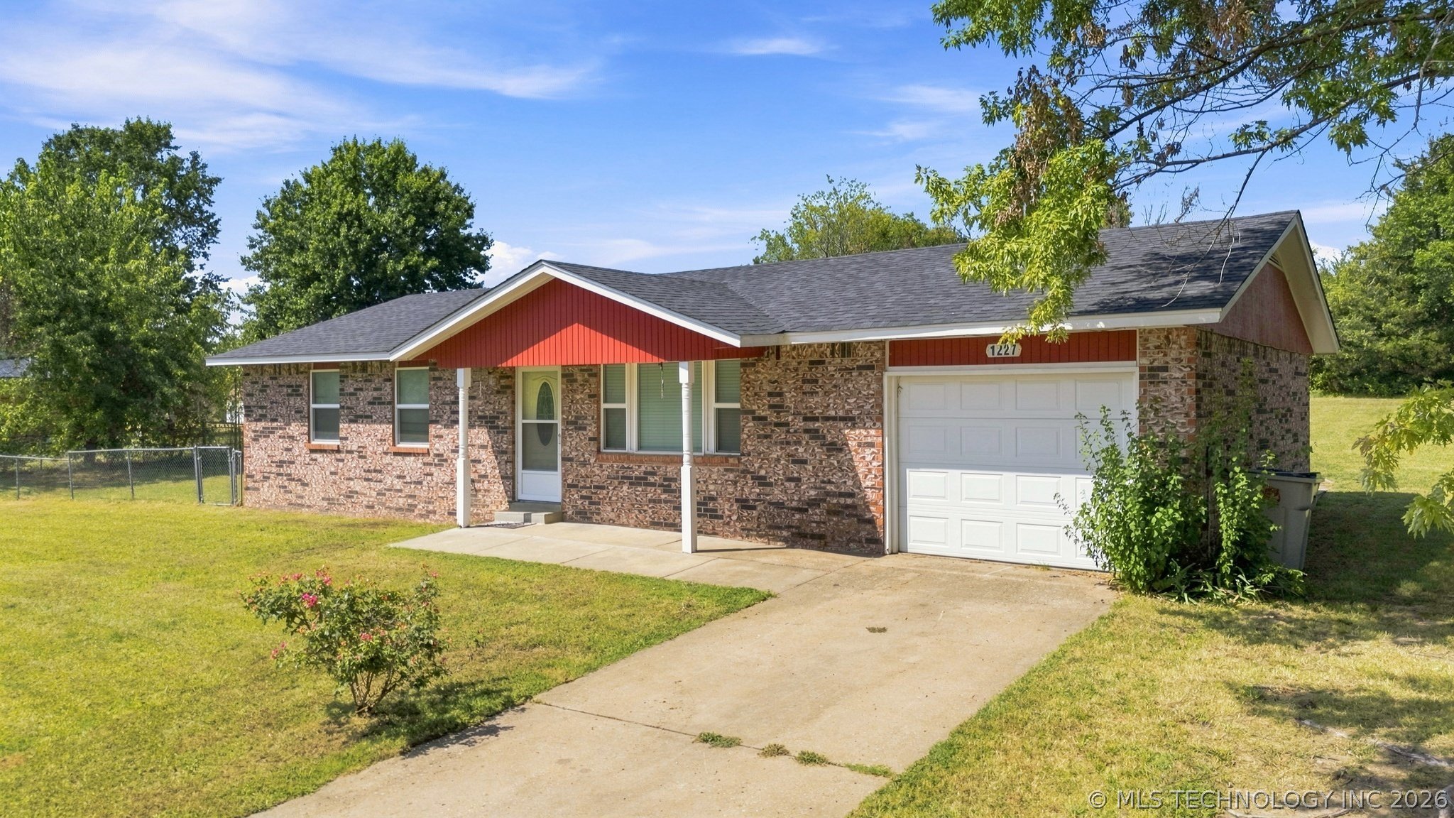 1227 N Sapulpa Road Beggs OK 74421