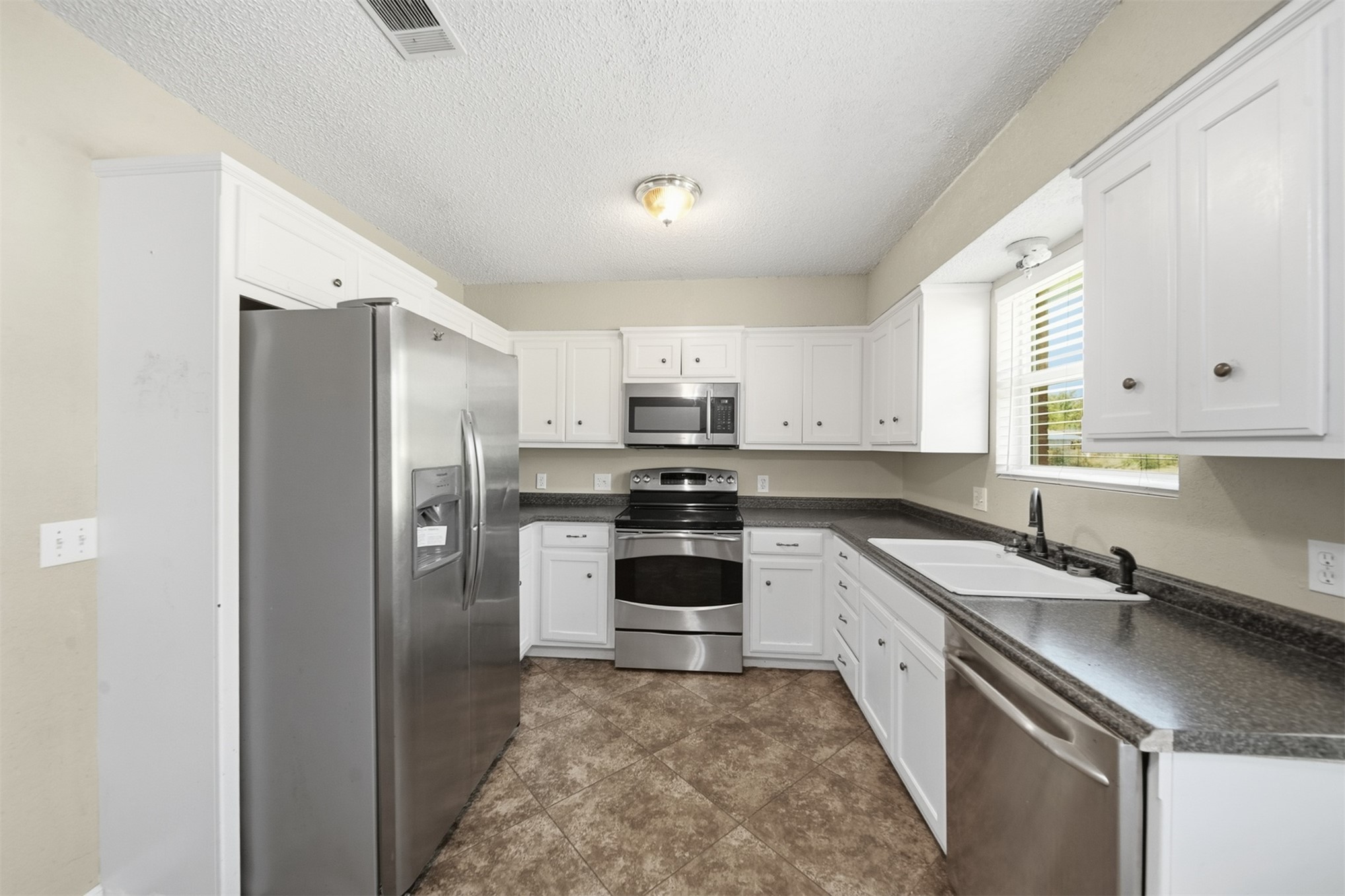 1227 N Sapulpa Road Beggs OK 74421