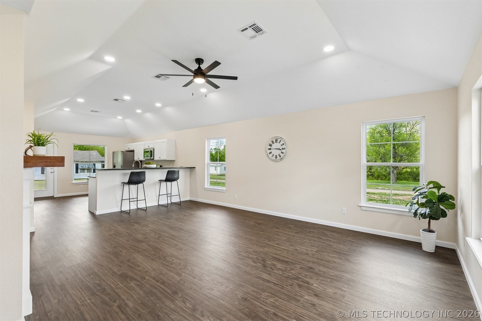 1019 N Central Avenue Cushing OK 74023
