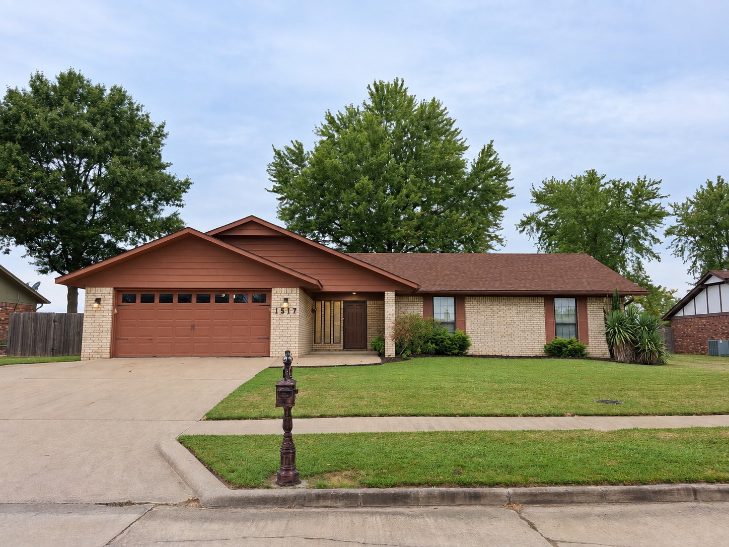 1517 Merlin Circle Pryor OK 74361