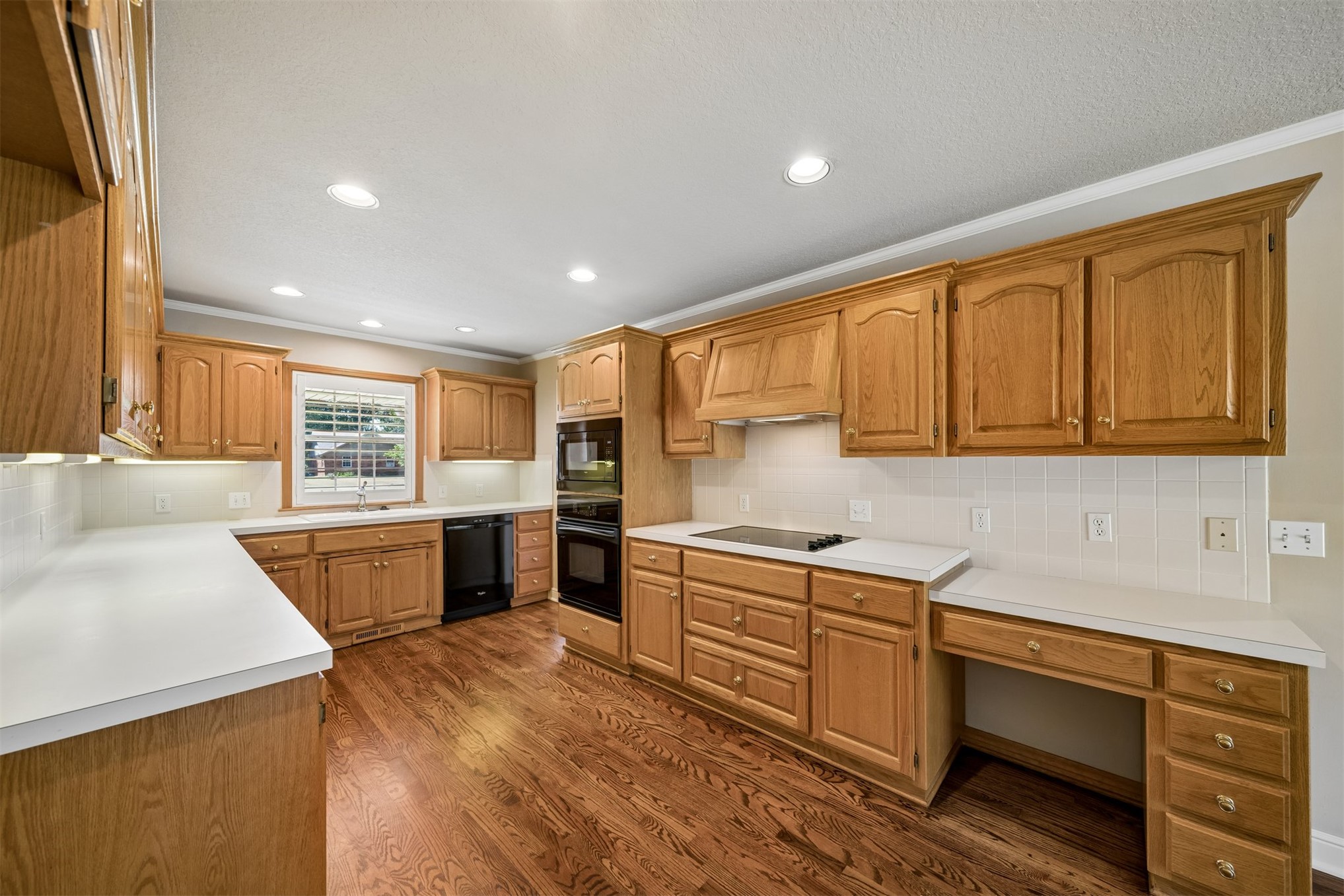 945 N Country Meadow Lane Skiatook OK 74070