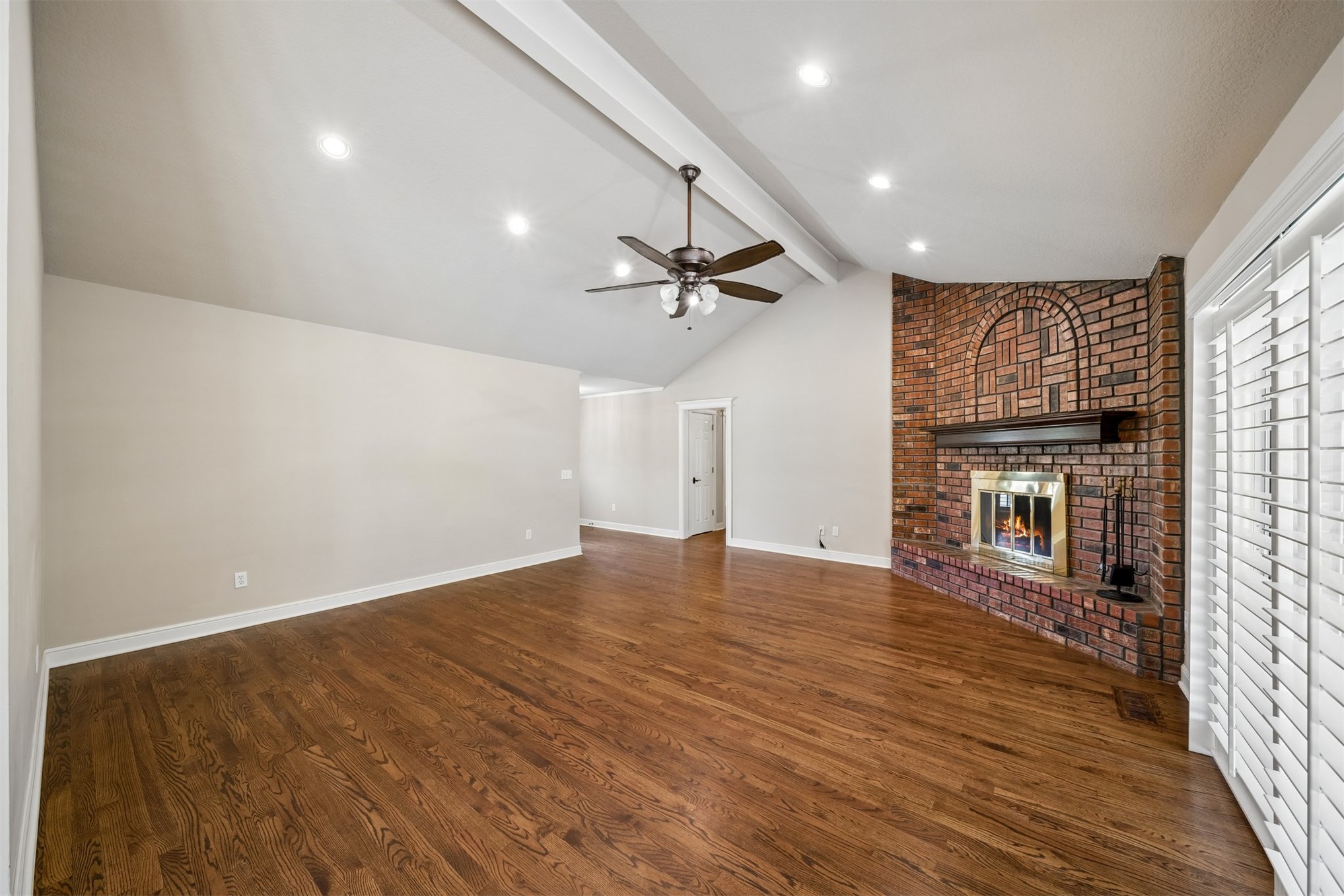 945 N Country Meadow Lane Skiatook OK 74070