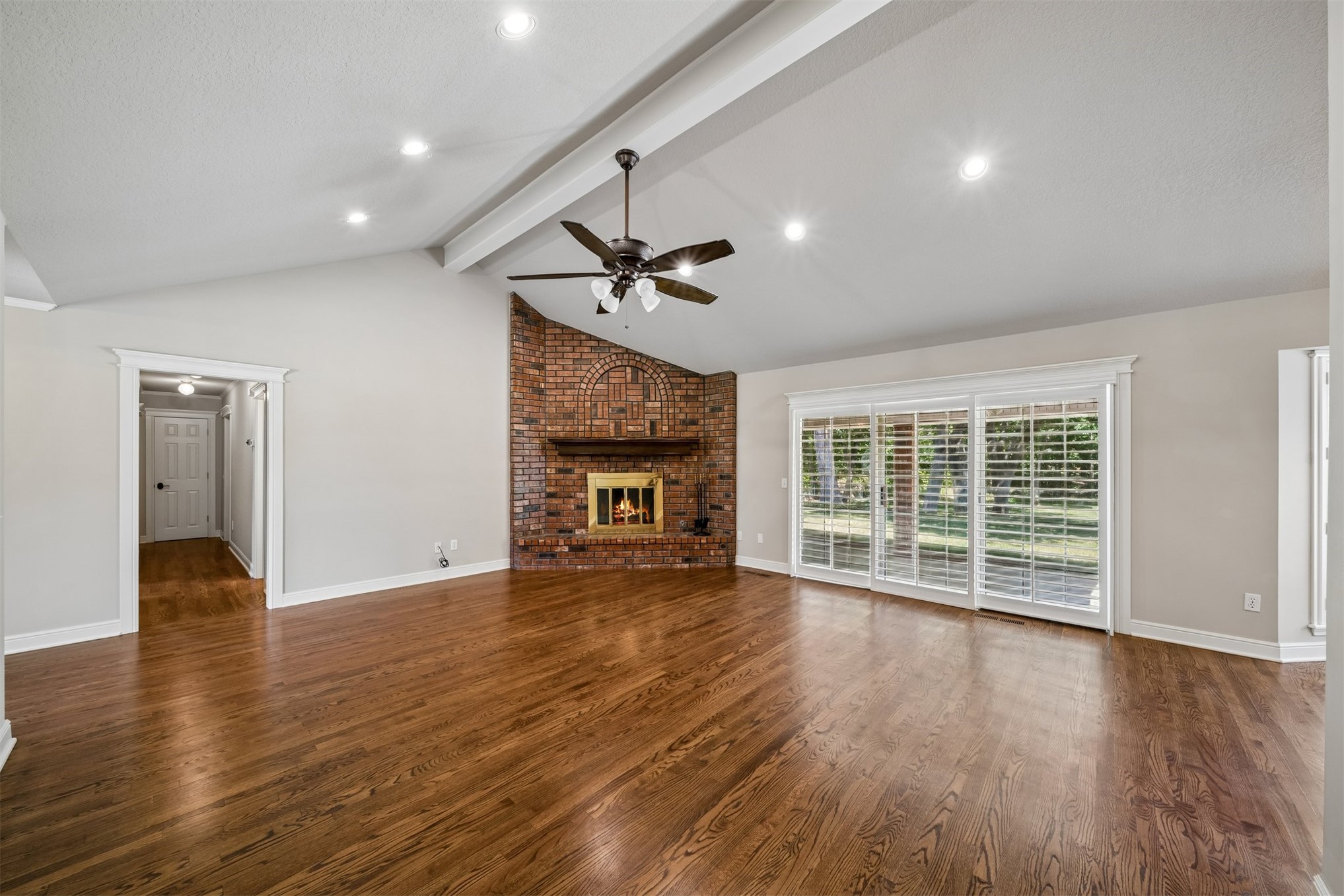 945 N Country Meadow Lane Skiatook OK 74070