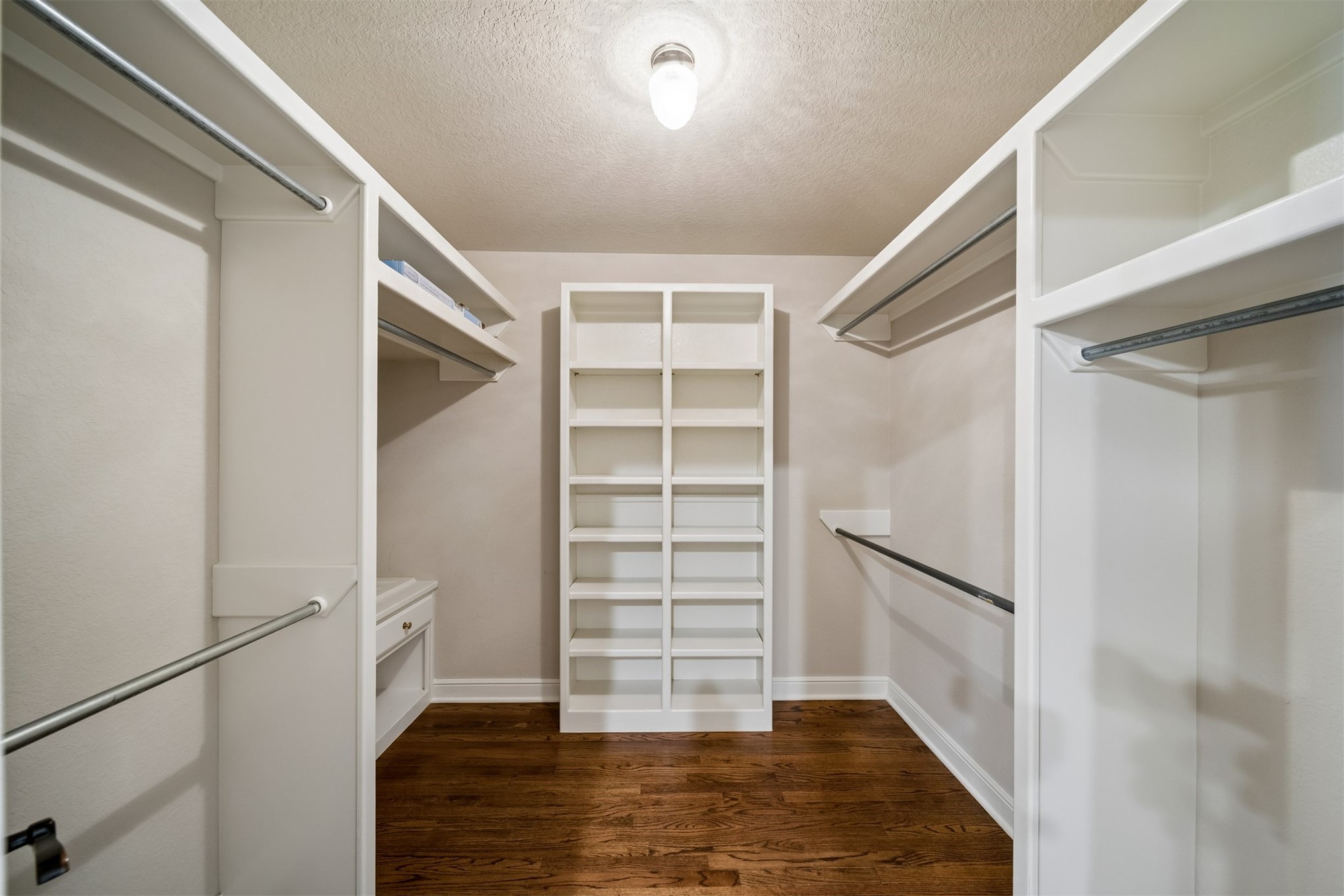 945 N Country Meadow Lane Skiatook OK 74070