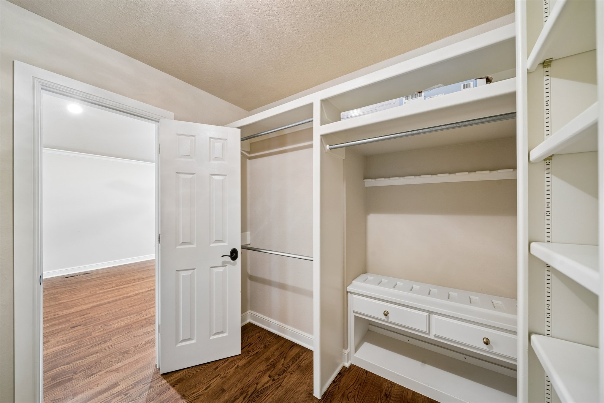 945 N Country Meadow Lane Skiatook OK 74070