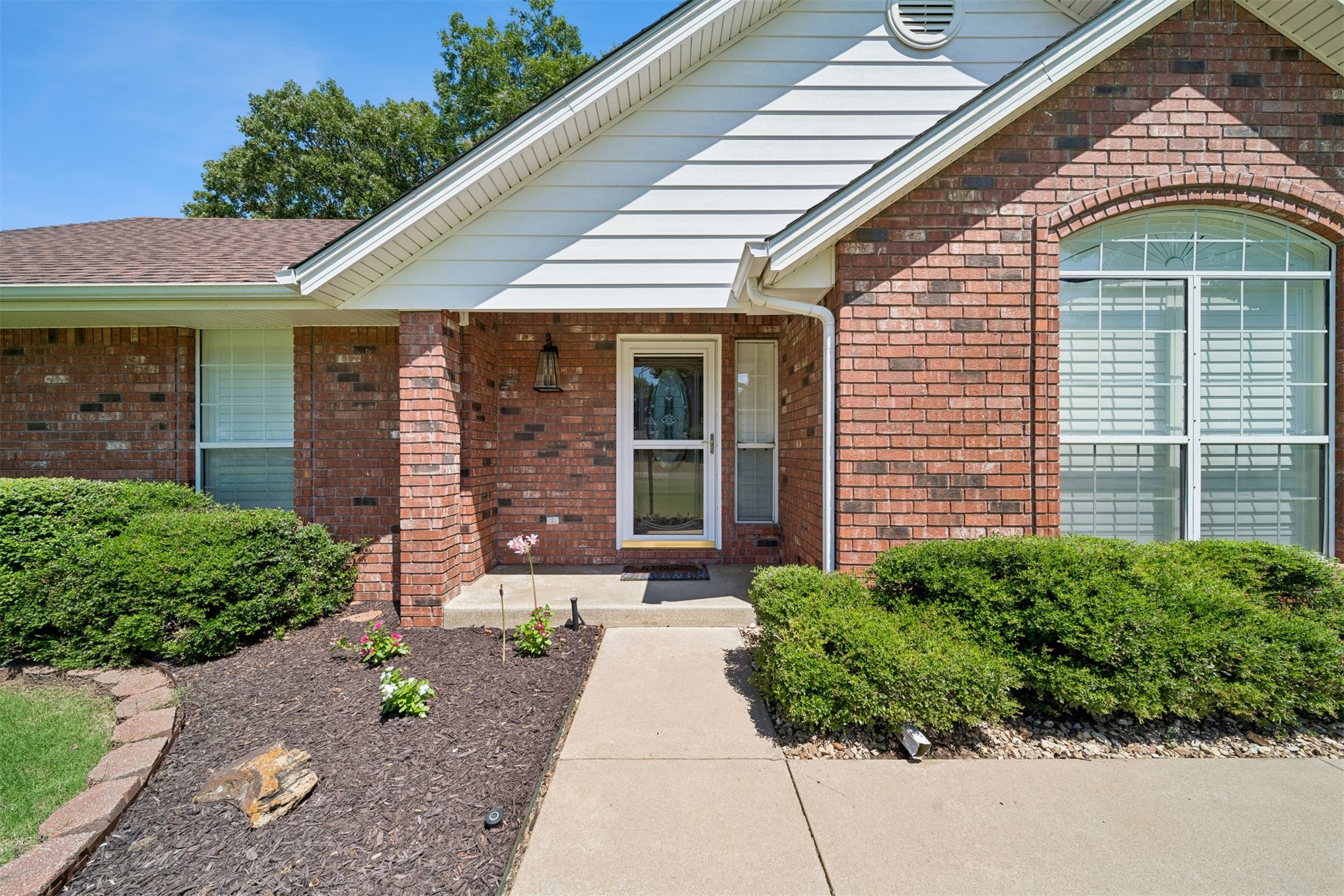 945 N Country Meadow Lane Skiatook OK 74070
