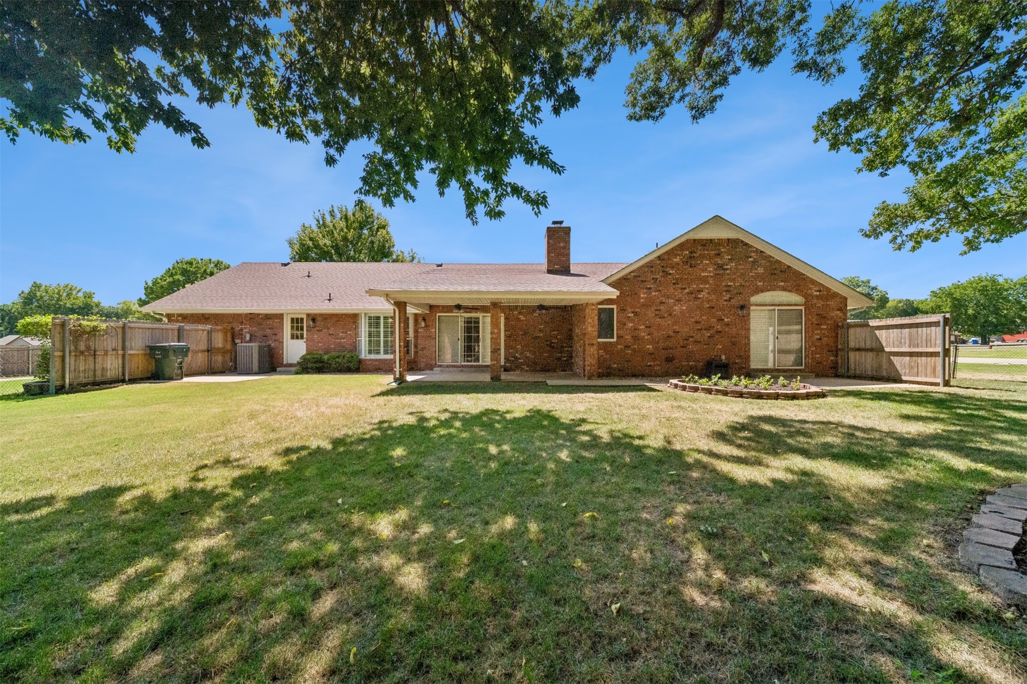 945 N Country Meadow Lane Skiatook OK 74070