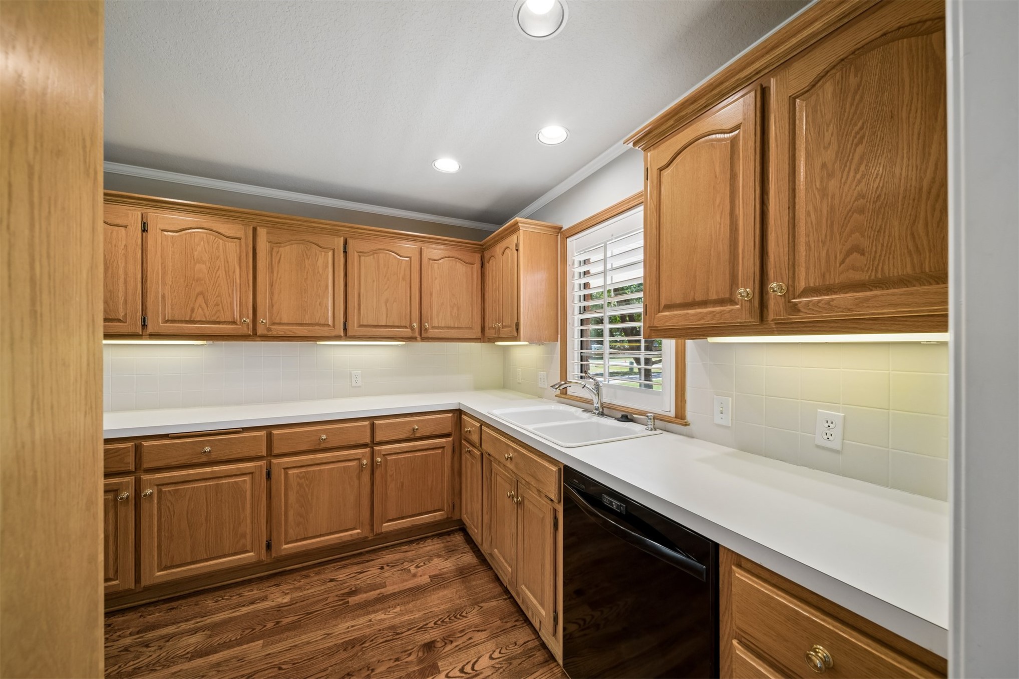 945 N Country Meadow Lane Skiatook OK 74070