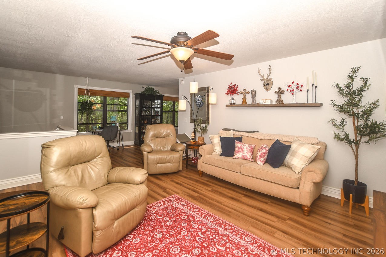 2548 Pine Tree Drive Kansas OK 74347