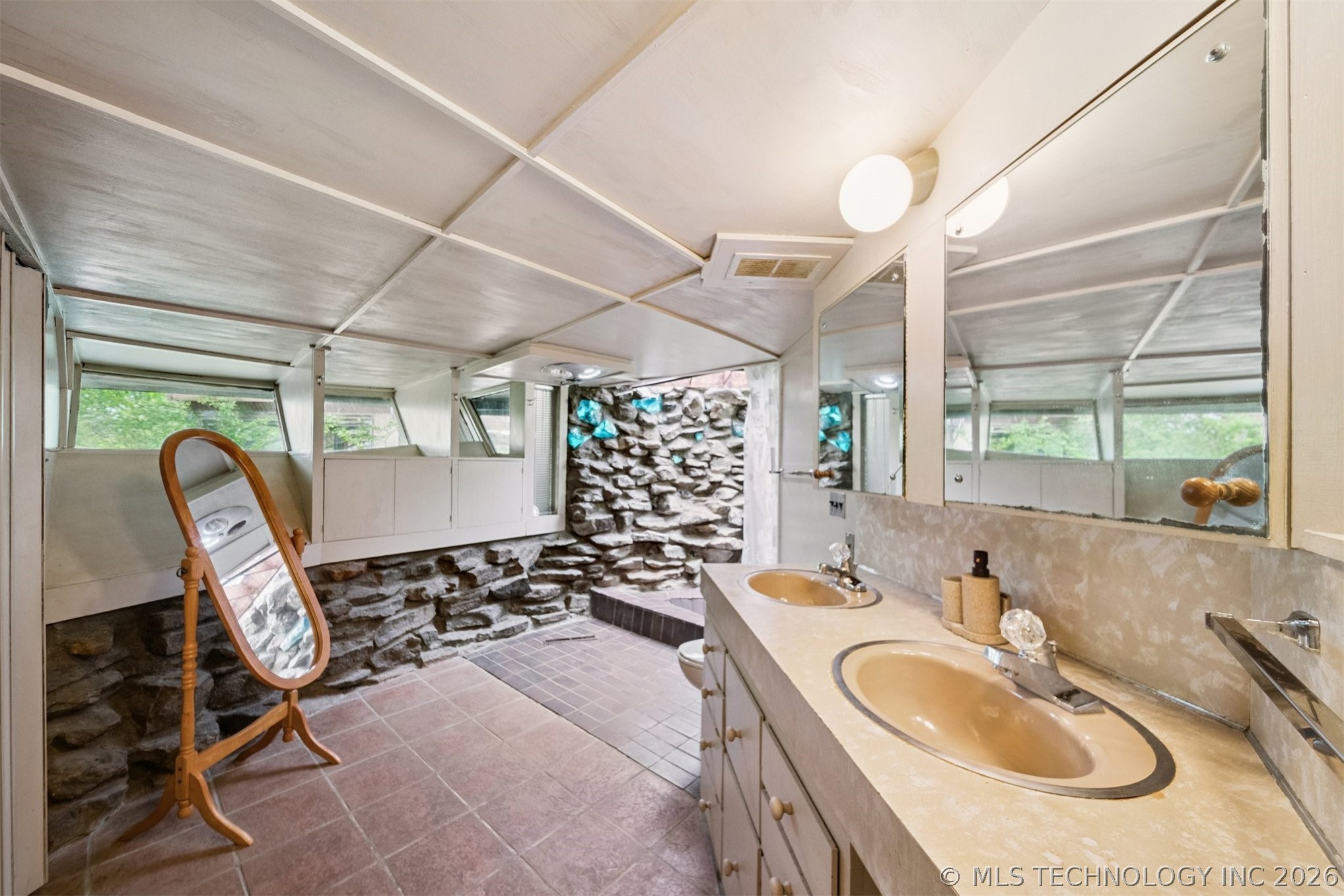 7201 E 576 Road Catoosa OK 74015