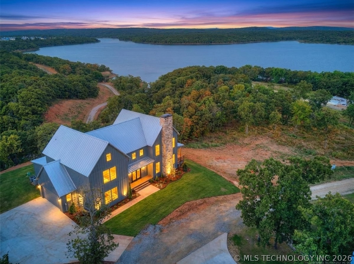 295 Falcon Tree Loop Eufaula OK 74432