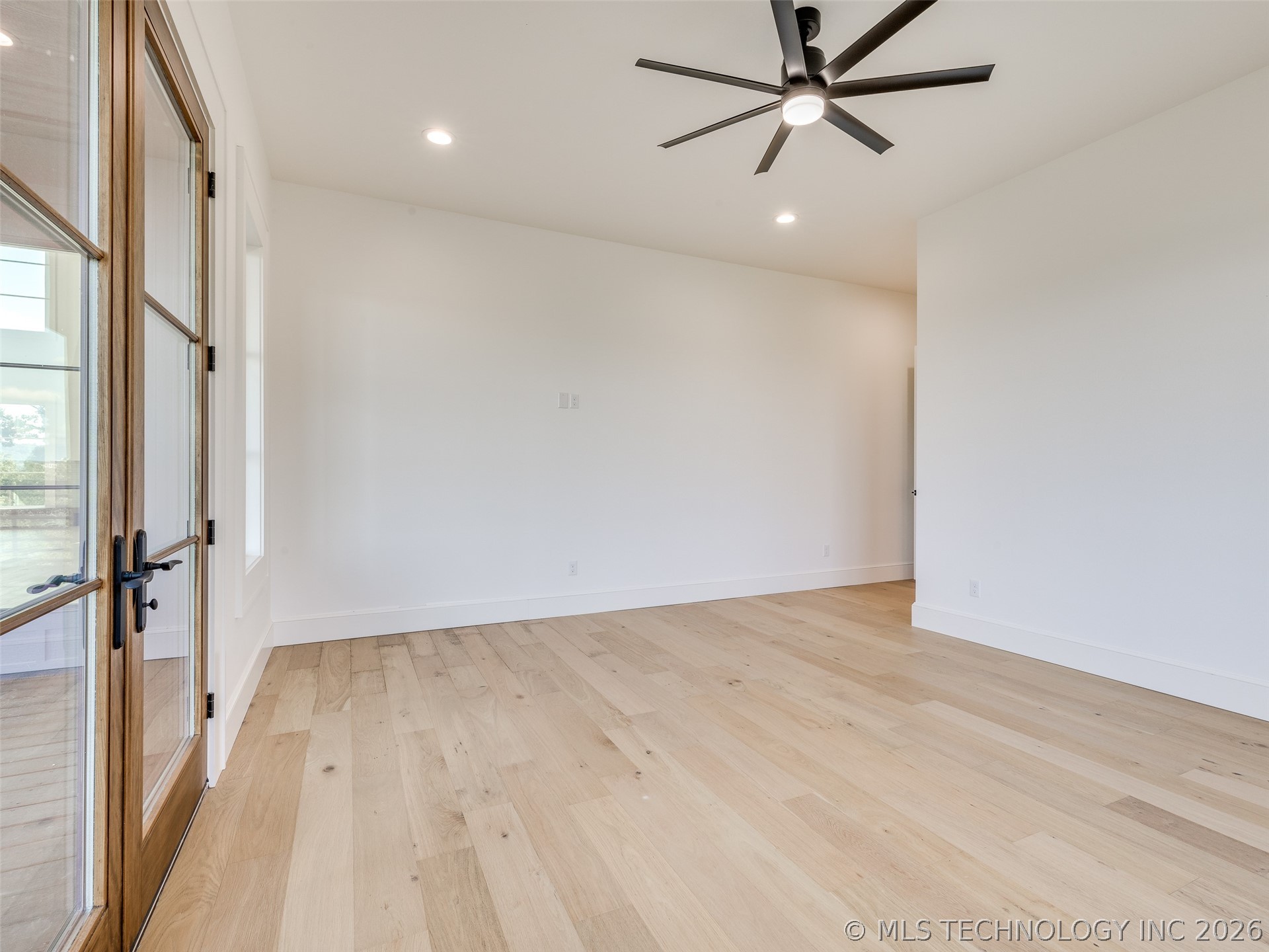 295 Falcon Tree Loop Eufaula OK 74432