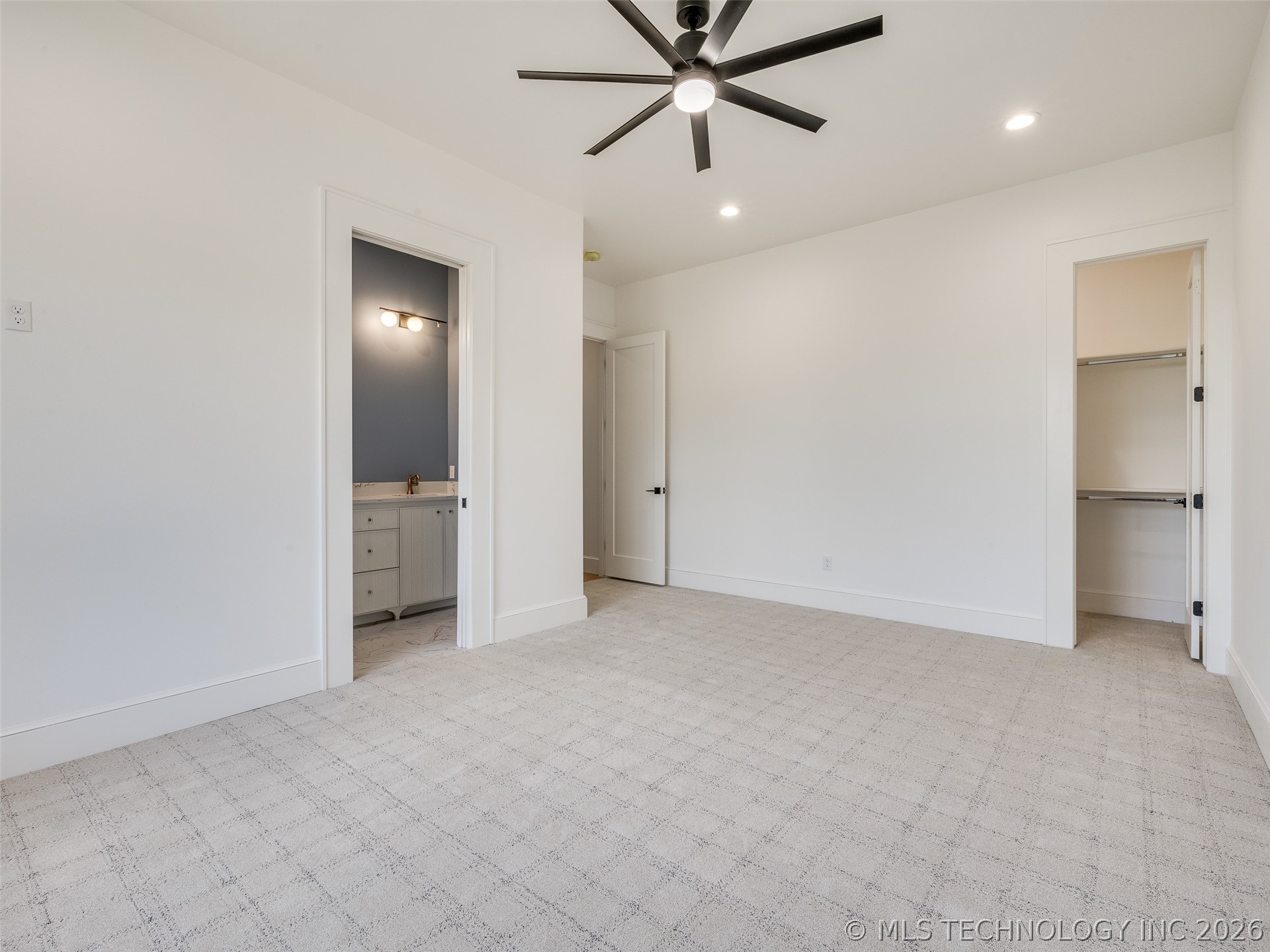 295 Falcon Tree Loop Eufaula OK 74432