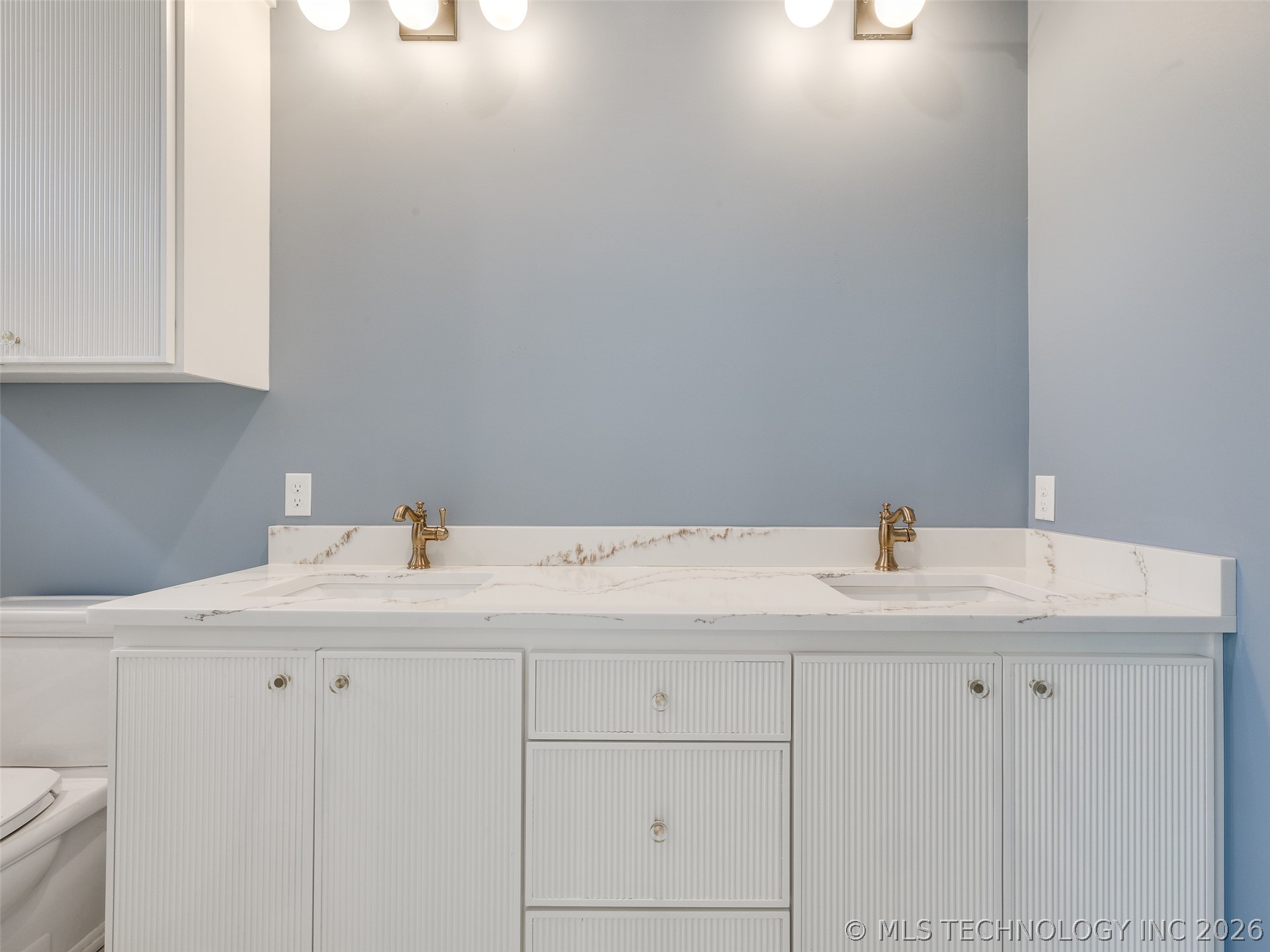 295 Falcon Tree Loop Eufaula OK 74432