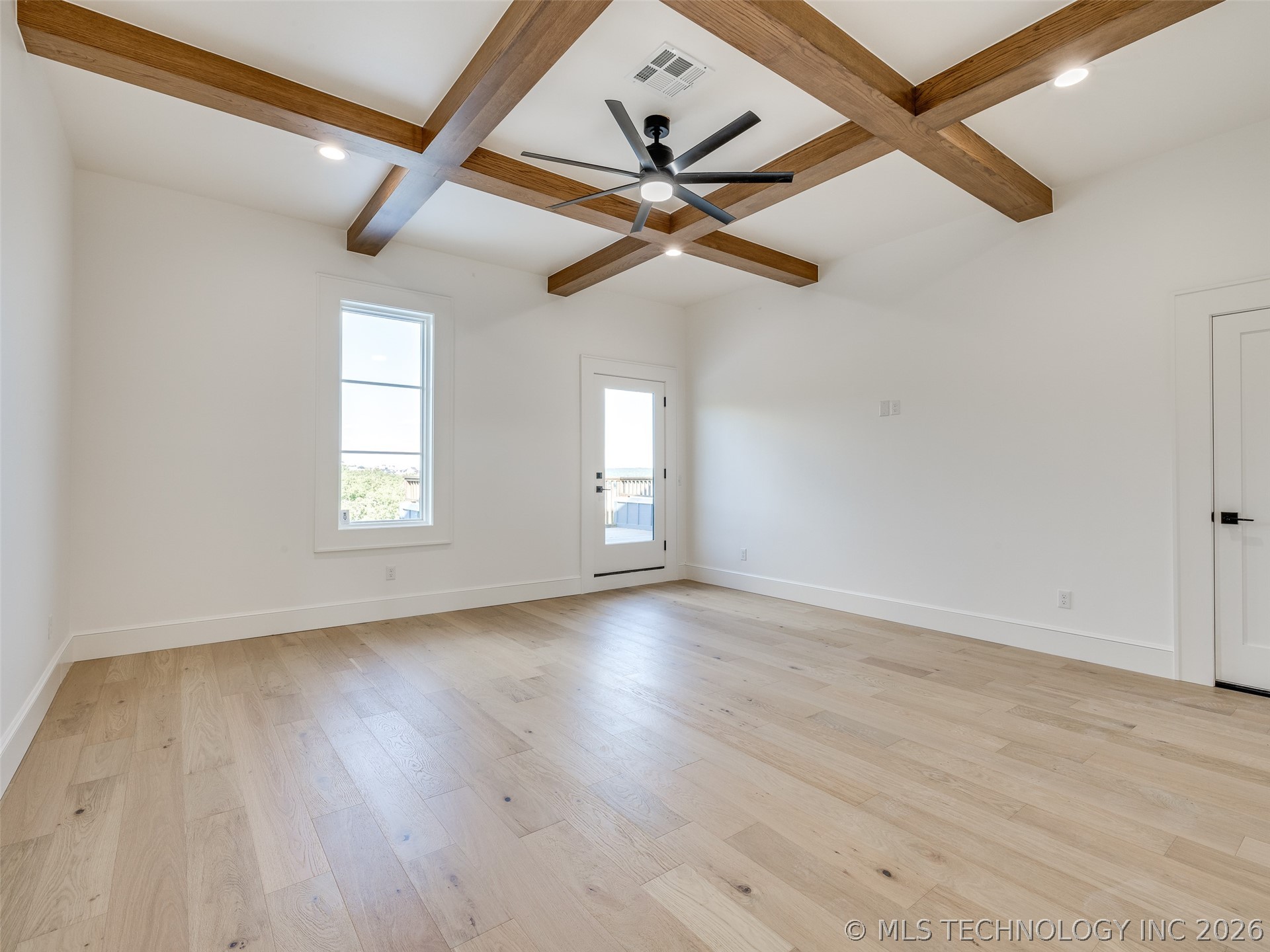 295 Falcon Tree Loop Eufaula OK 74432