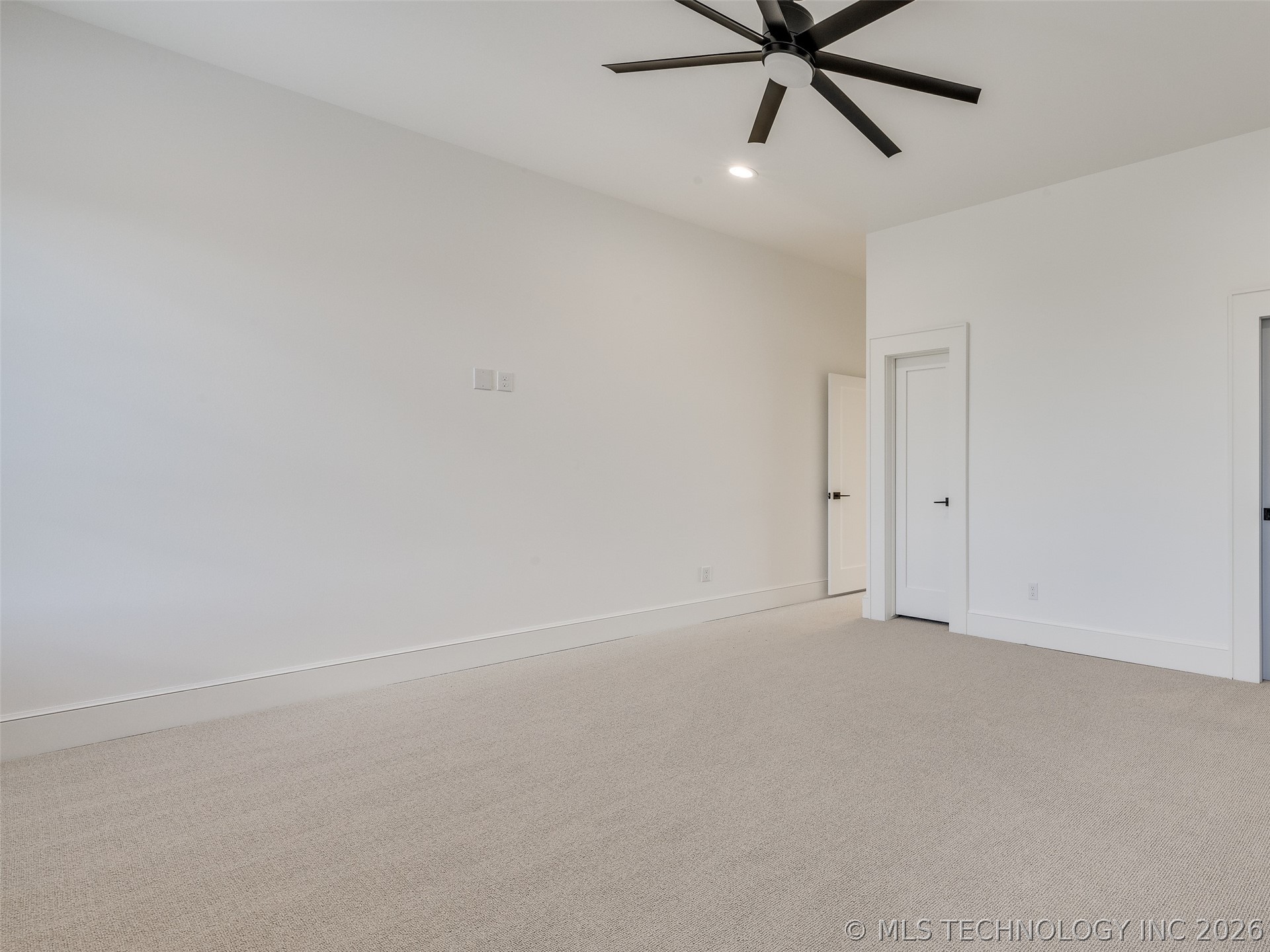 295 Falcon Tree Loop Eufaula OK 74432