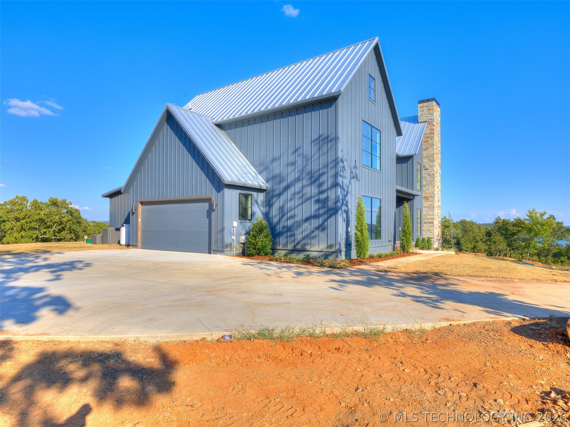 295 Falcon Tree Loop Eufaula OK 74432