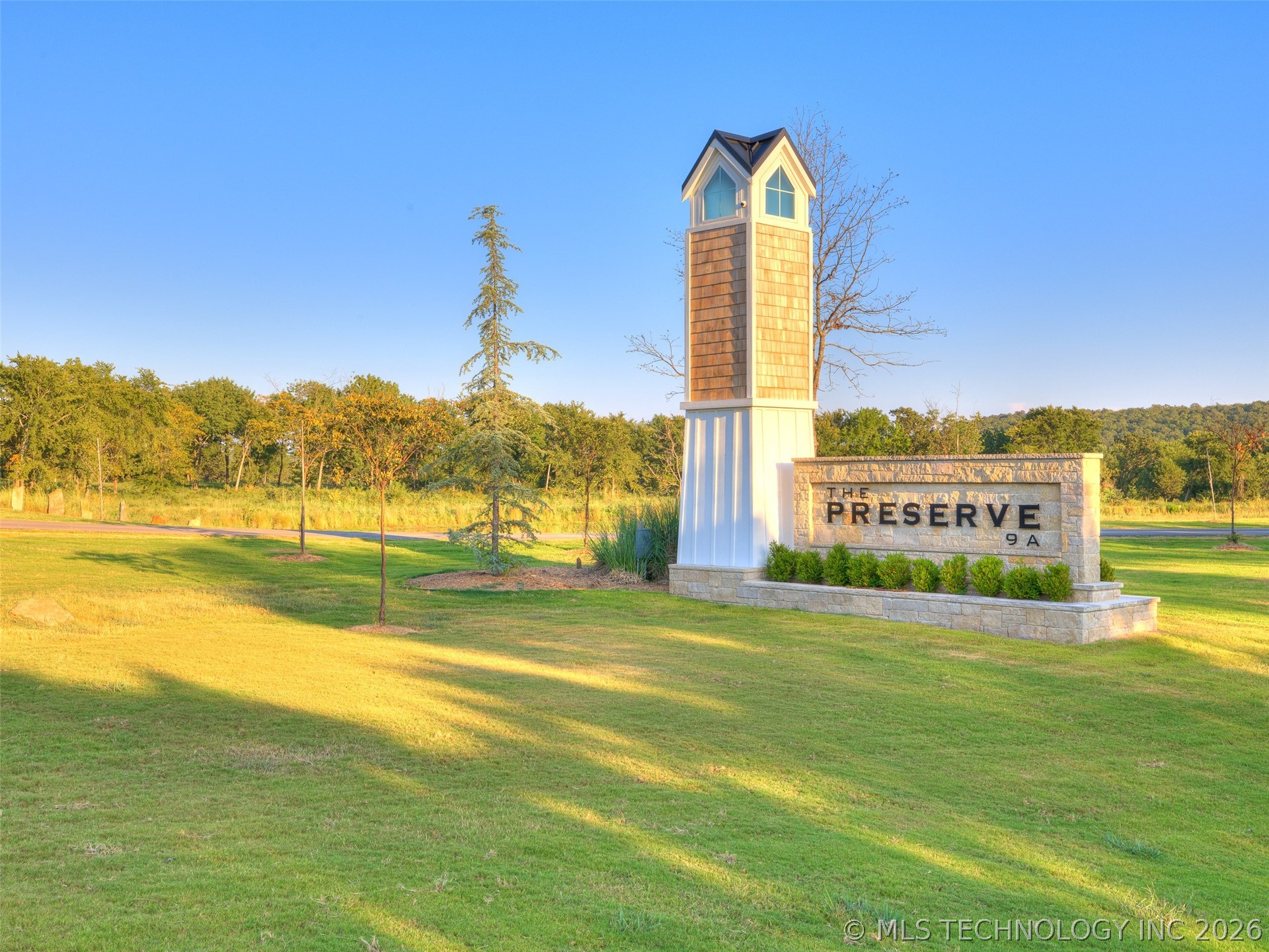 295 Falcon Tree Loop Eufaula OK 74432