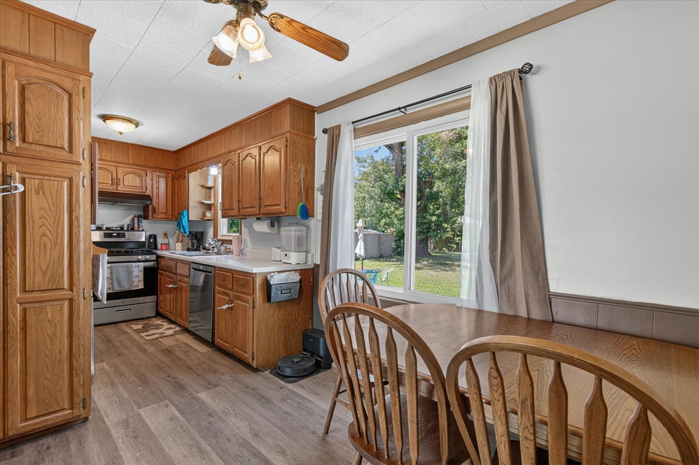 816 S Maple Street S Nowata OK 74048