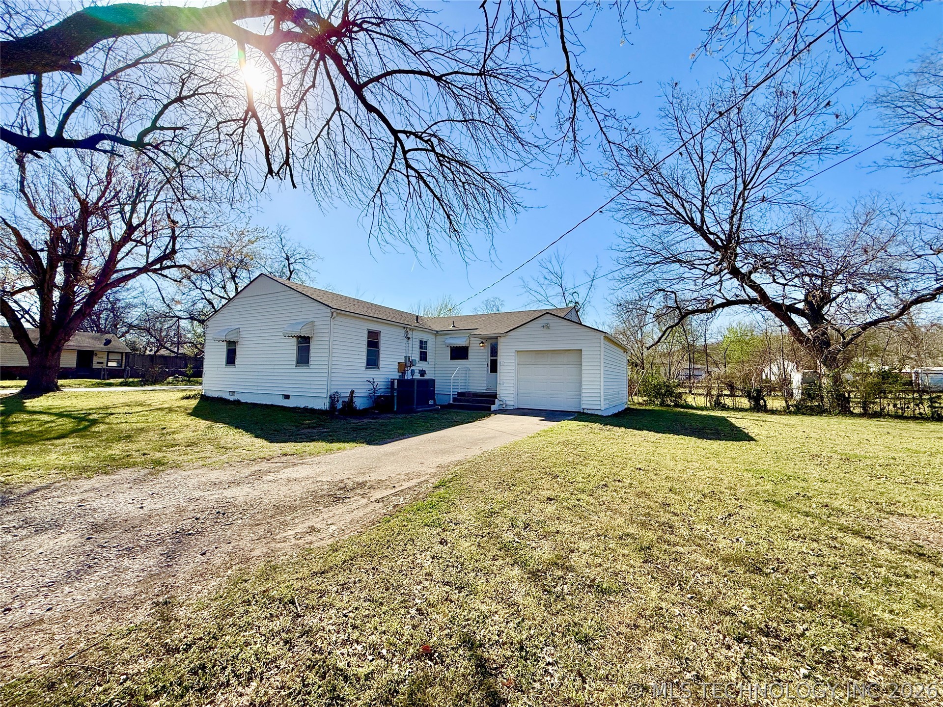 3903 W 41st Place Tulsa OK 74107