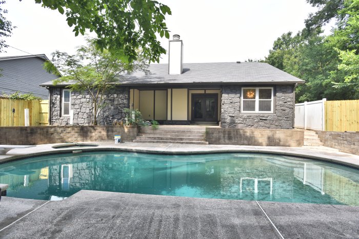 5211 S 32nd West Place Tulsa OK 74107