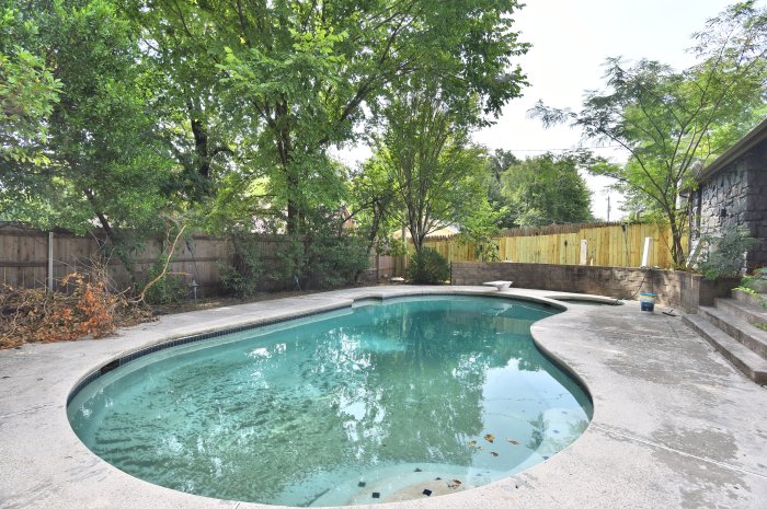 5211 S 32nd West Place Tulsa OK 74107