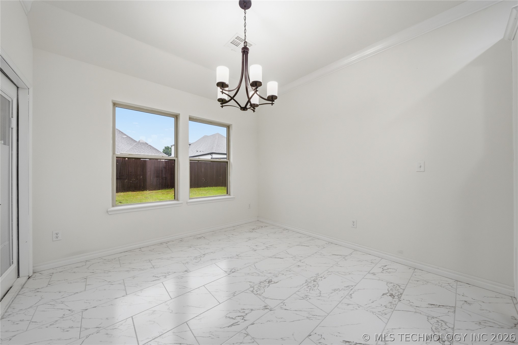 2445 S Oak Avenue Broken Arrow OK 74012