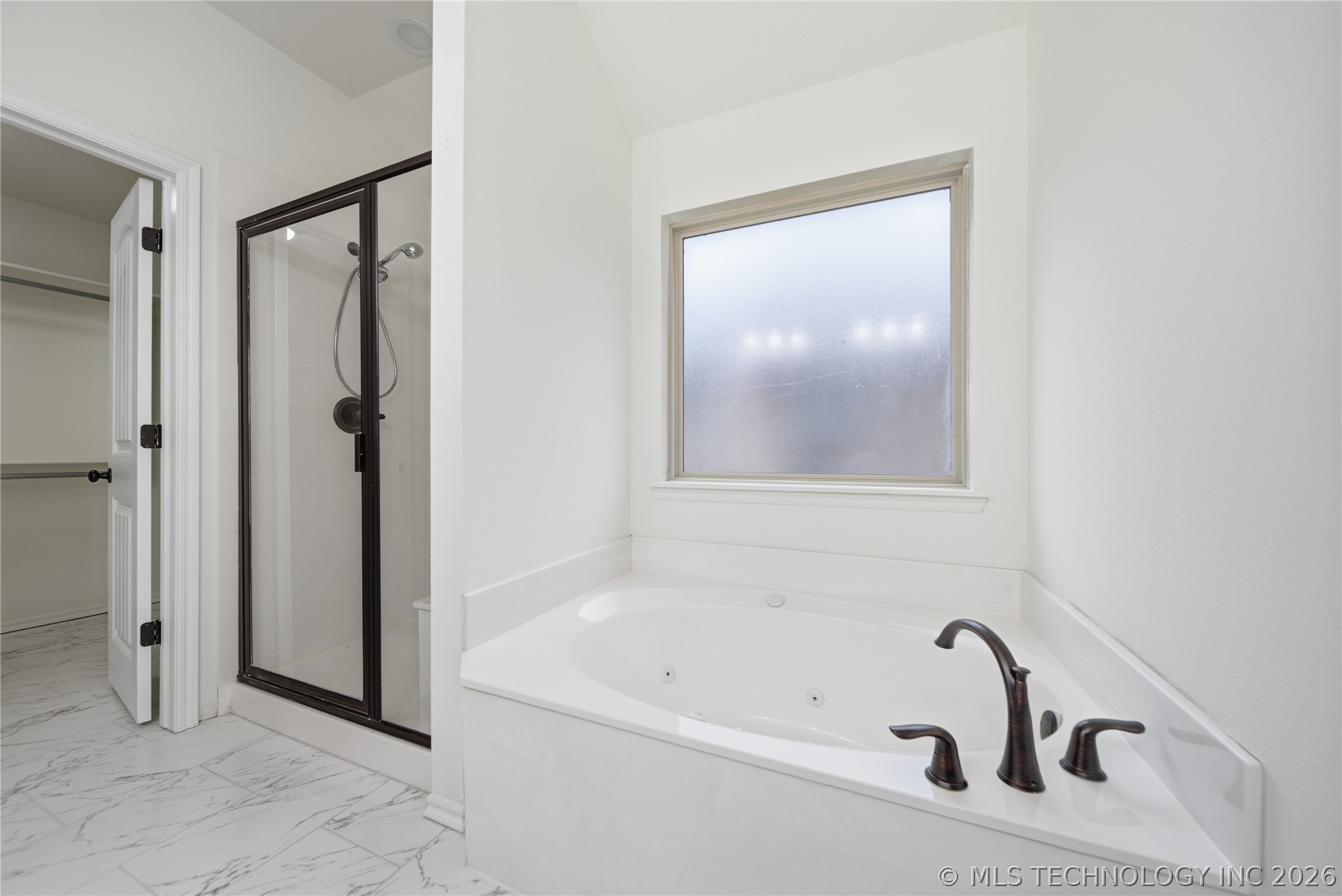 2445 S Oak Avenue Broken Arrow OK 74012