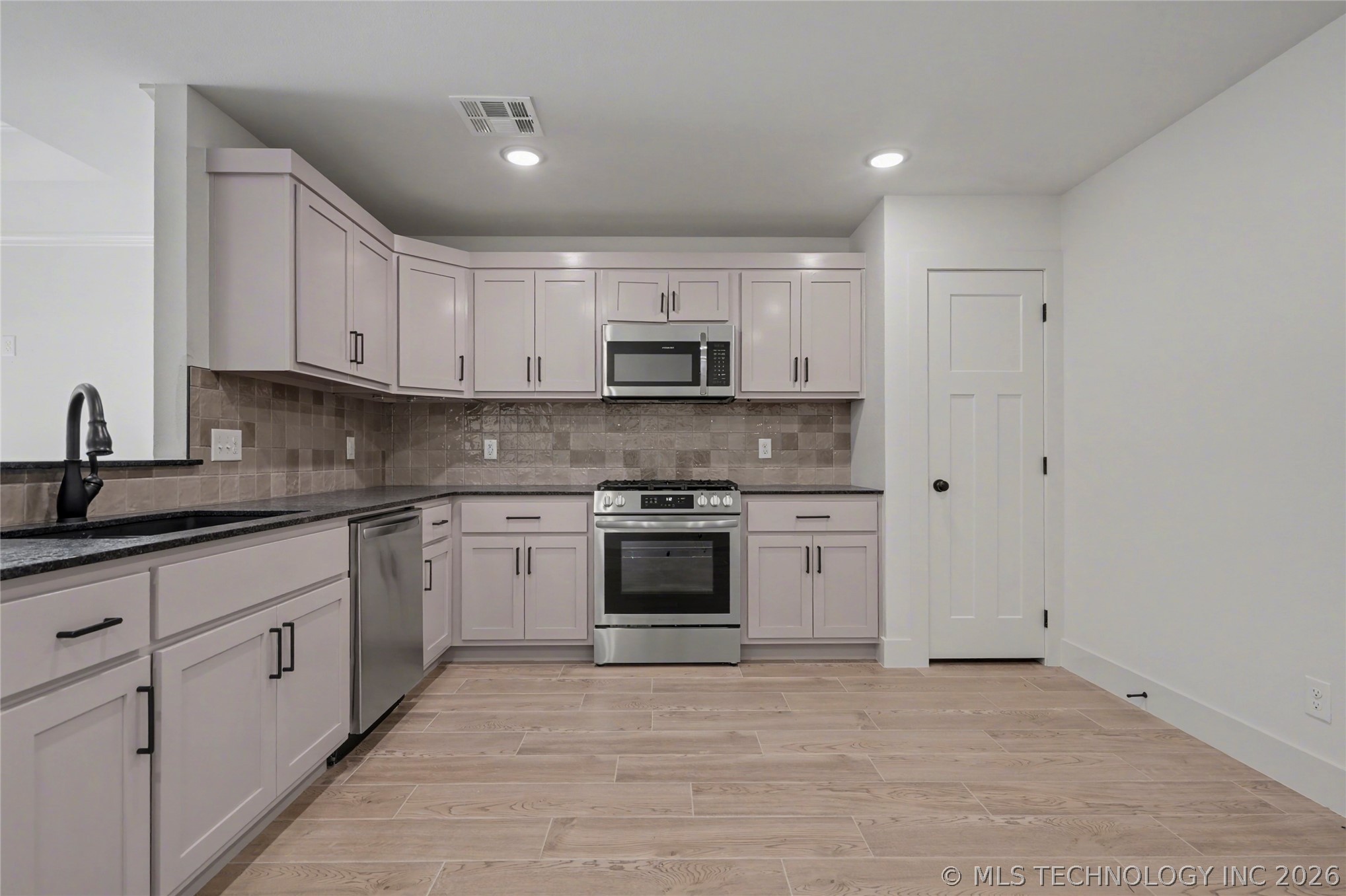 831 S Wood Street Pryor OK 74361