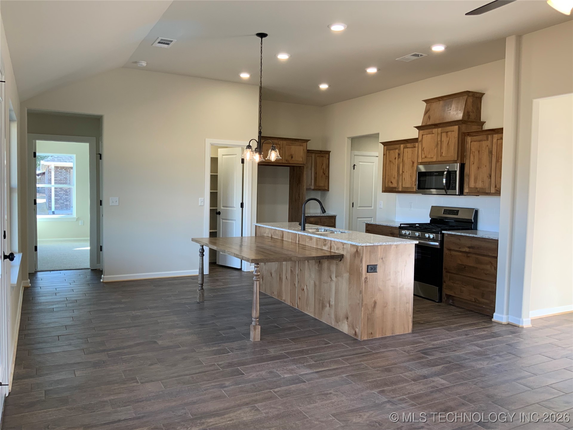 412 NW 7th Street Wagoner OK 74467