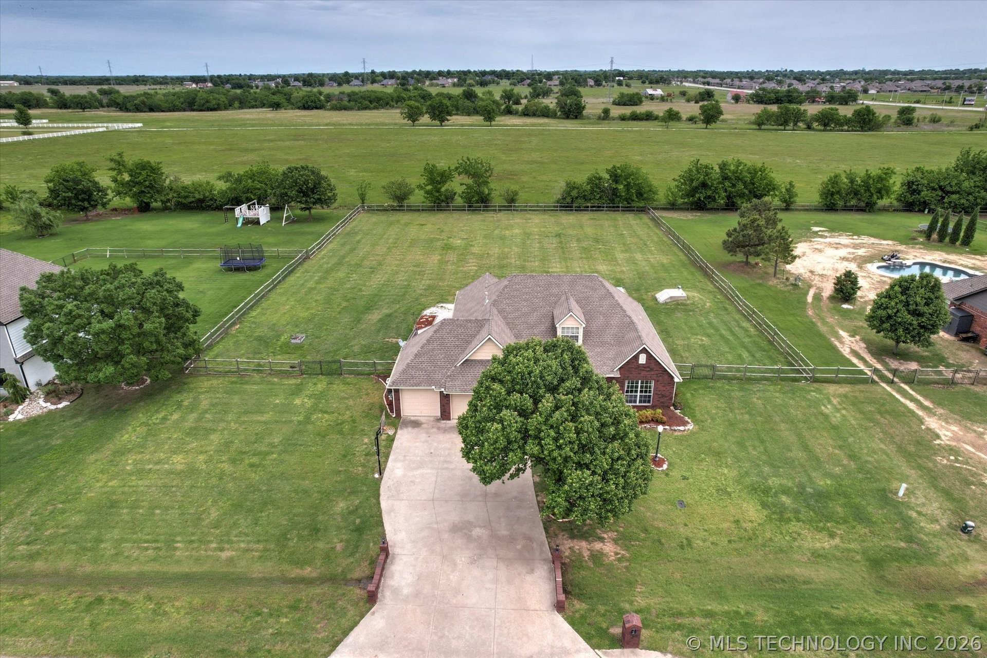 14815 N 60th Eastavenue Collinsville OK 74021